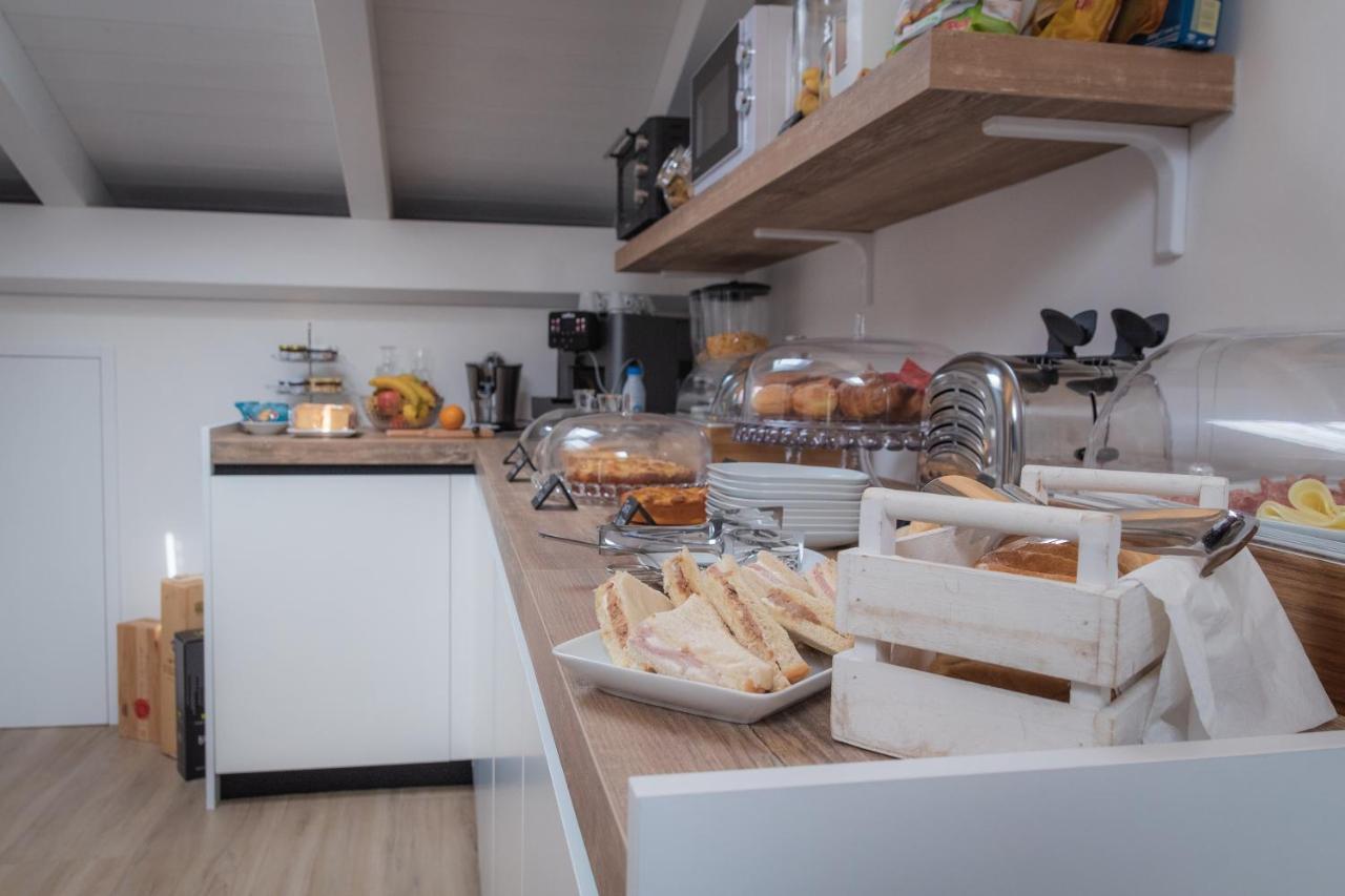 La Casa Di Filo Boutique Bed & Breakfast โรเซโต เดญา อาบรูซซี ภายนอก รูปภาพ
